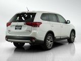 Used 2016 Mitsubishi Outlander SE image 5