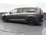 Used 2023 Chrysler Voyager LX image 2