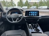 Used 2024 Volkswagen Atlas SE image 2