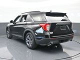 Used 2022 Ford Explorer XLT w/ Equipment Group 202A image 4
