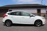 Used 2014 Ford Focus SE w/ Equipment Group 201A image 3