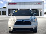 Used 2014 Toyota Highlander XLE image 2