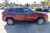 Used 2017 Jeep Cherokee Latitude w/ Cold Weather Group image 3