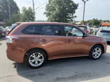 Used 2014 Mitsubishi Outlander SE image 4