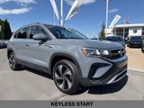 Used 2024 Volkswagen Taos SE w/ Panoramic Sunroof Package image 3