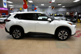 Used 2023 Nissan Rogue SV image 2