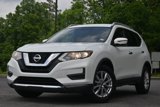 Used 2017 Nissan Rogue SV image 4
