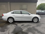 Used 2016 Volkswagen Passat 1.8T SE image 2