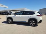 Used 2022 Nissan Rogue Platinum w/ Head-Up Display Package image 3