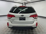 Used 2015 Kia Sorento LX image 4