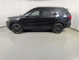 Used 2019 Ford Explorer XLT w/ Equipment Group 202A image 4