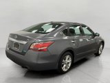 Used 2014 Nissan Altima 2.5 SL w/ Moonroof Package image 4