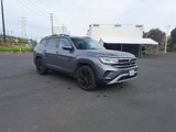 Used 2022 Volkswagen Atlas SE w/ Panoramic Sunroof Package image 3