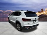 New 2024 Volkswagen Taos SE image 3
