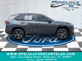 Used 2021 Toyota RAV4 LE image 2