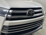 Used 2017 Toyota Highlander Limited image 5