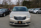 Used 2014 Chrysler Town & Country Touring image 3