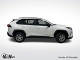 Used 2021 Toyota RAV4 LE image 2