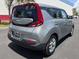 Used 2022 Kia Soul LX w/ Technology Package image 4