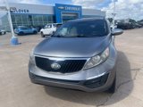 Used 2016 Kia Sportage LX image 2