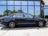 Used 2017 Volkswagen Jetta SE image 4
