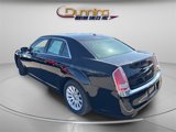 Used 2014 Chrysler 300 image 2