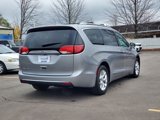 Certified 2020 Chrysler Pacifica Limited image 2