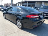 Used 2017 Ford Fusion SE image 4