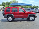 Used 2007 Jeep Liberty Sport image 2