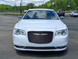 Used 2019 Chrysler 300 Limited image 2