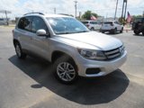 Used 2015 Volkswagen Tiguan S image 3