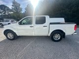 Used 2017 Nissan Frontier SV image 2