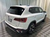 Certified 2022 Volkswagen Taos SEL w/ Panoramic Sunroof Package image 4