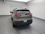 Used 2017 Jeep Cherokee Sport image 6