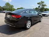 Used 2015 Chrysler 200 Limited w/ Convenience Group image 3