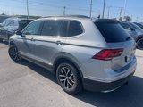 Used 2021 Volkswagen Tiguan SE image 2