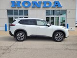 Used 2023 Nissan Rogue SV image 4