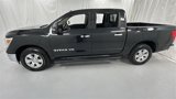 Used 2019 Nissan Titan SV image 6