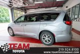 Used 2017 Chrysler Pacifica Limited image 2