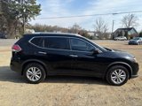 Used 2015 Nissan Rogue SV image 5