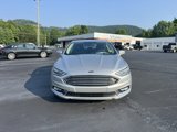 Used 2017 Ford Fusion SE w/ Fusion SE Technology Package image 2