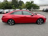 Used 2022 Hyundai Elantra Limited image 4