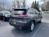 Used 2017 Jeep Cherokee Latitude image 3