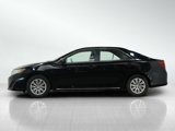 Used 2012 Toyota Camry LE image 2