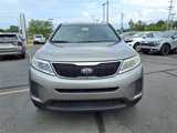 Used 2015 Kia Sorento LX image 2