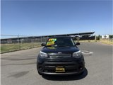 Used 2017 Kia Soul image 2