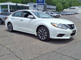 Used 2017 Nissan Altima 2.5 SV w/ Convenience Package image 2