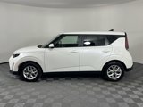 Used 2023 Kia Soul LX w/ LX Technology Package image 4
