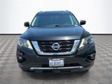 Used 2018 Nissan Pathfinder SV image 2