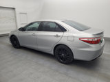 Used 2016 Toyota Camry SE image 3
